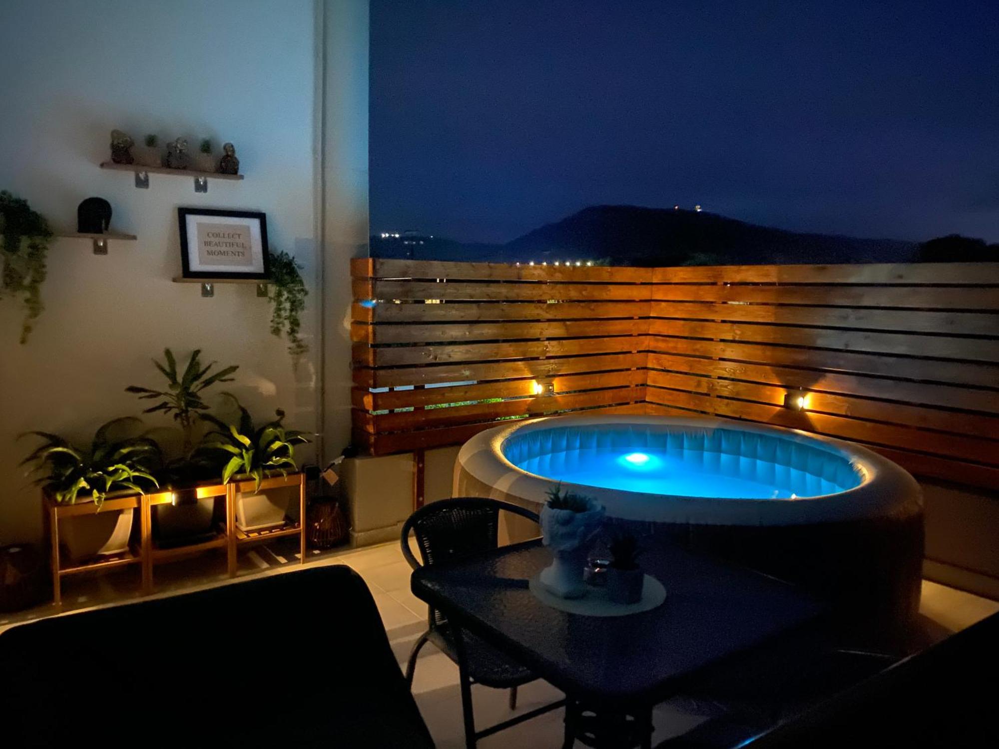 Marvinas Seaside Apartments, Gaia & Hydor Jacuzzi 公寓